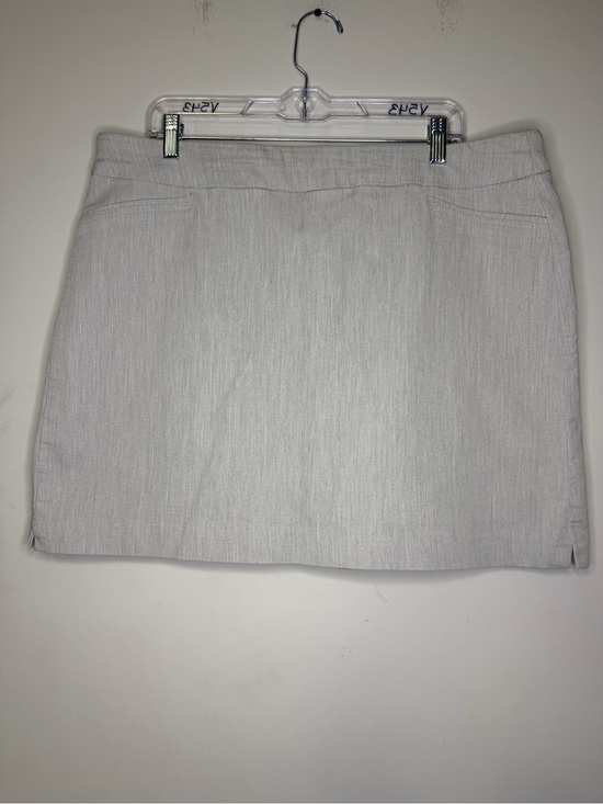 croft & barrow Pants - Women’s Croft&Barrow The Effortless Stretch Gray Skort Front Pockets Size 18